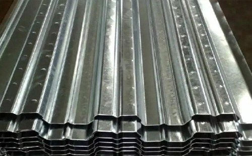 高层住宅吊装两当楼承板怎么省工期 高层住宅吊装两当楼承板怎么省工期